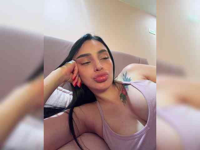 AprilRosse webcam