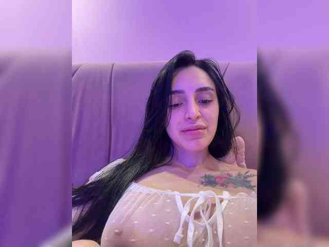 Modelo: AprilRosse