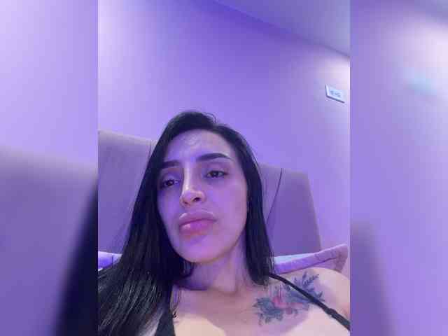 AprilRosse webcam