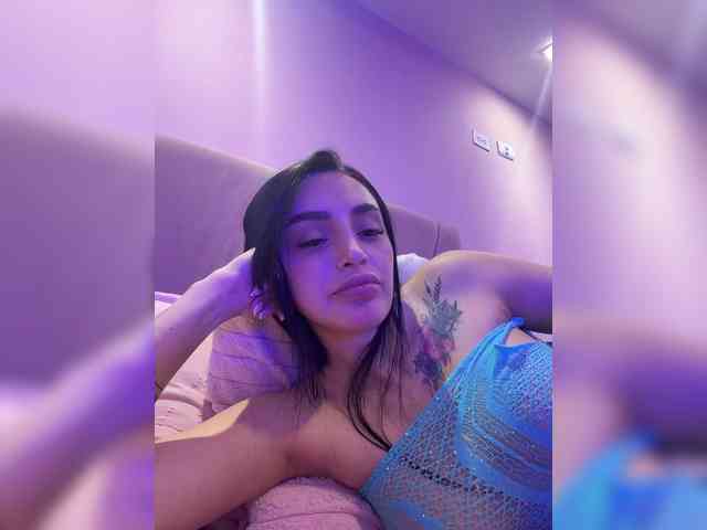 AprilRosse webcam