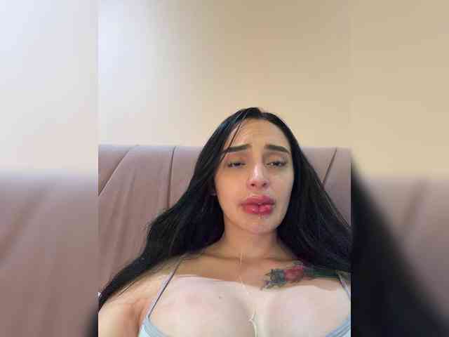 AprilRosse webcam
