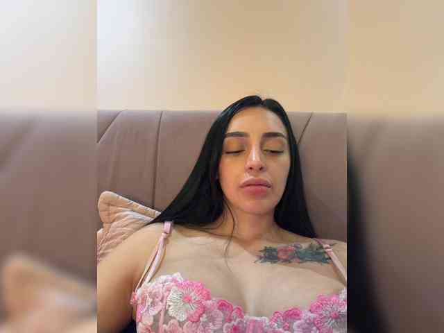 AprilRosse webcam