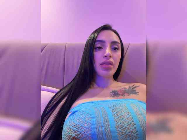 AprilRosse webcam