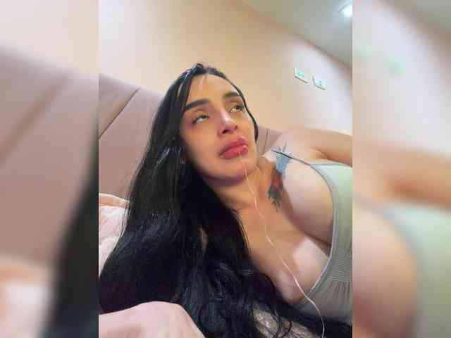 AprilRosse webcam