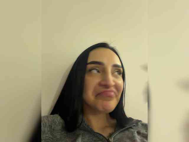 AprilRosse webcam
