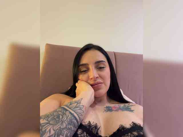 AprilRosse webcam