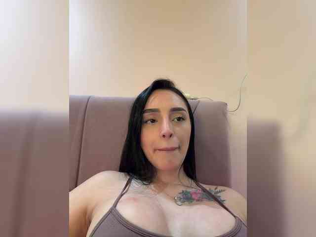 AprilRosse webcam