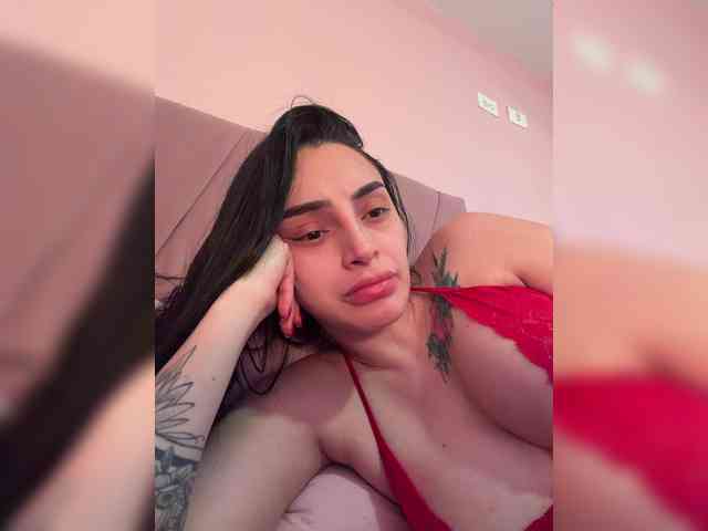 AprilRosse webcam