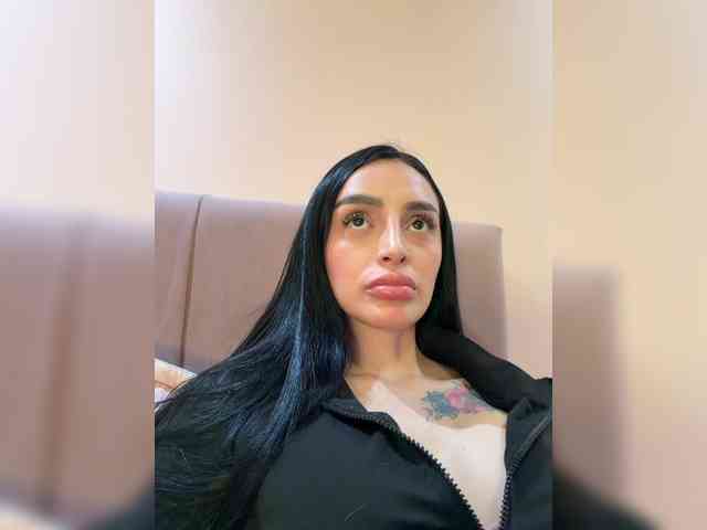 AprilRosse webcam