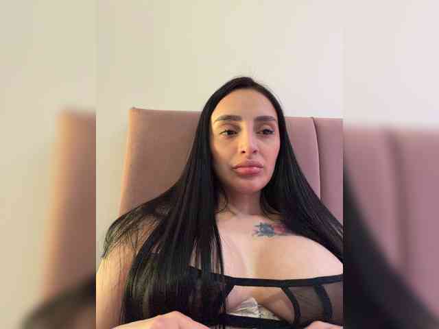 AprilRosse webcam