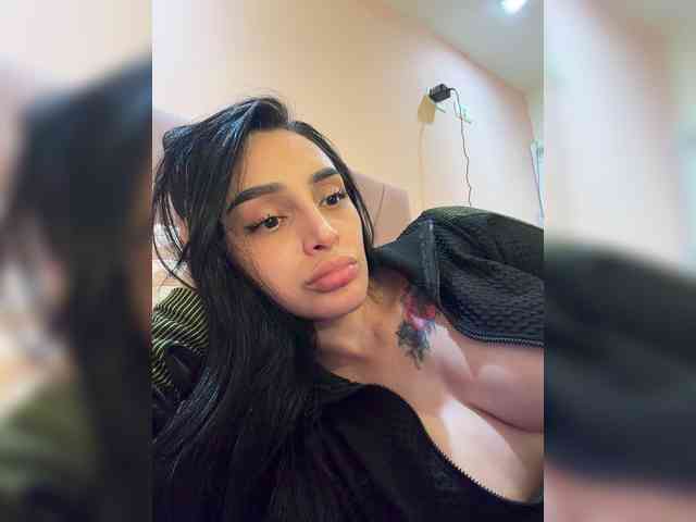 AprilRosse webcam