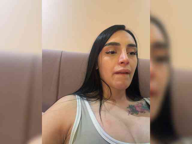 AprilRosse webcam