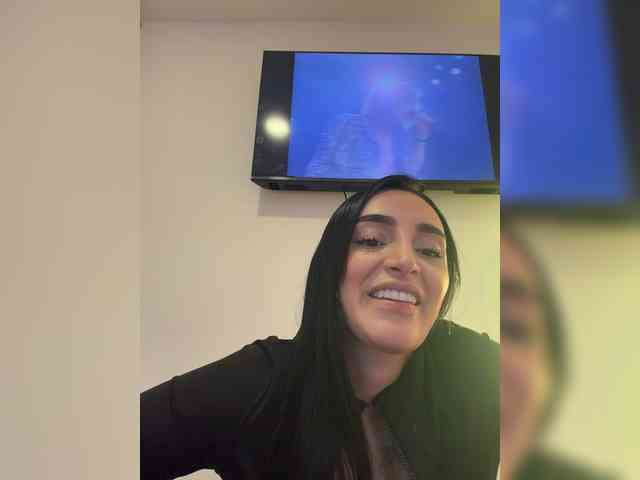 AprilRosse webcam