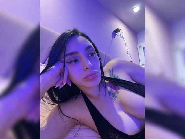 AprilRosse webcam