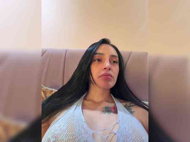 AprilRosse webcam