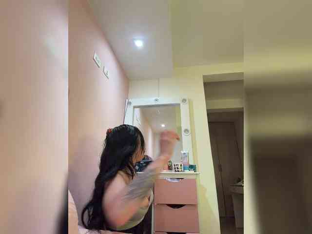 Modelo: AprilRosse