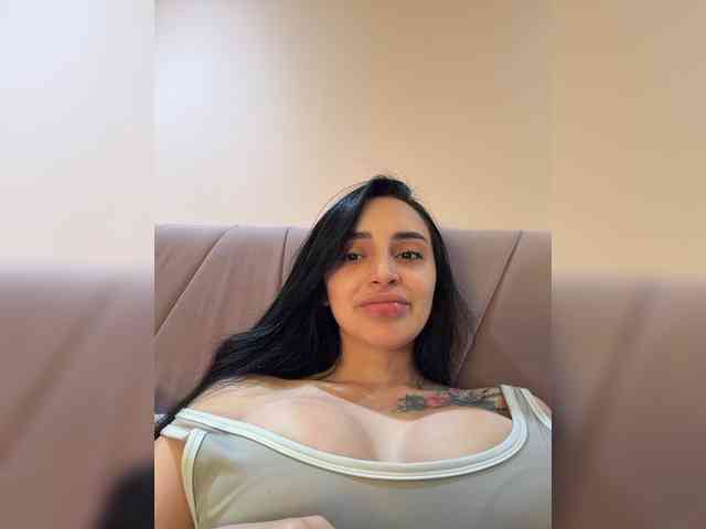 AprilRosse webcam