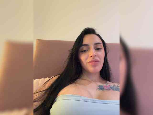 AprilRosse webcam