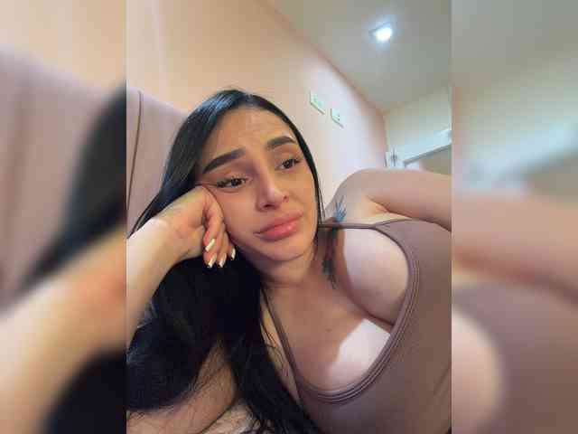 AprilRosse webcam