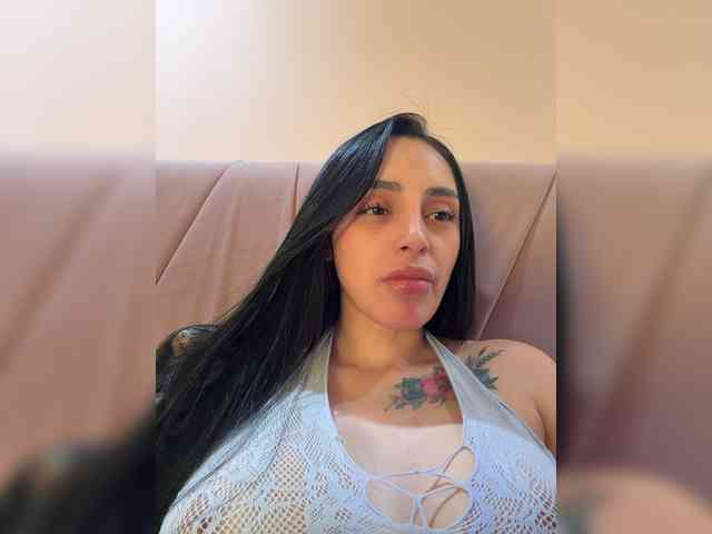 AprilRosse webcam