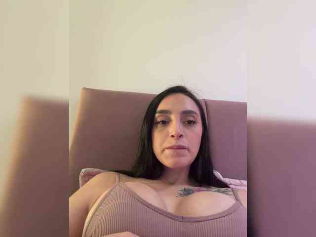 AprilRosse webcam