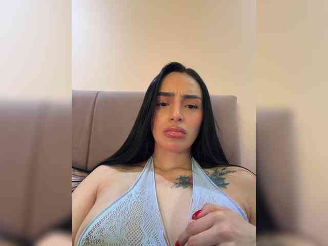 AprilRosse webcam