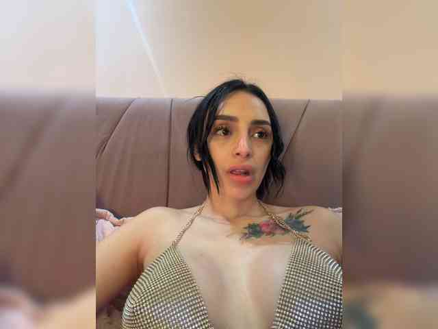AprilRosse webcam