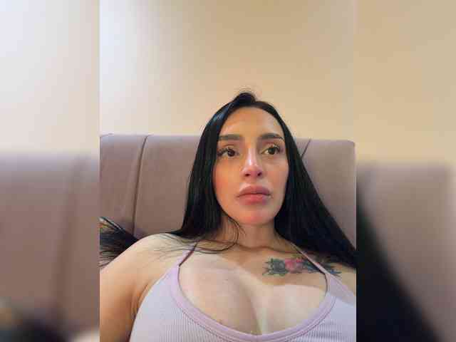 AprilRosse webcam