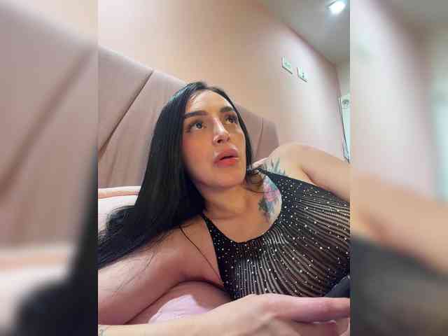 Modelo: AprilRosse
