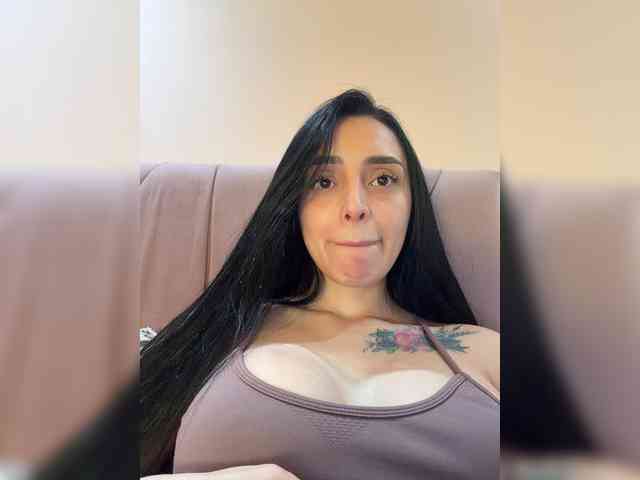 AprilRosse webcam