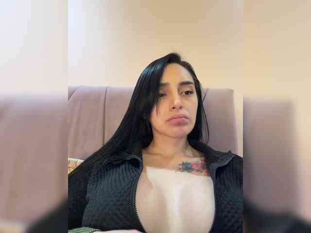 AprilRosse webcam
