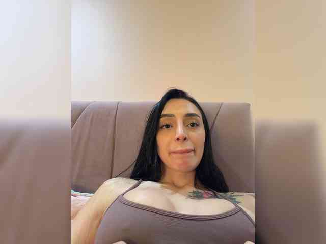 AprilRosse webcam