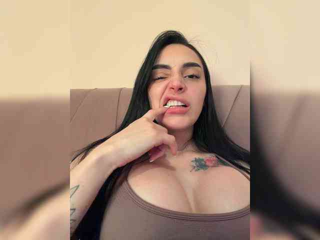 AprilRosse webcam