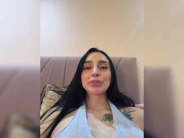AprilRosse webcam