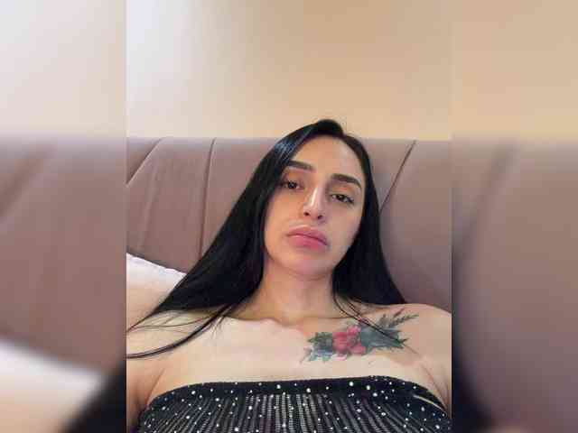 AprilRosse webcam