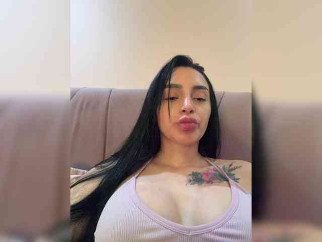 AprilRosse webcam