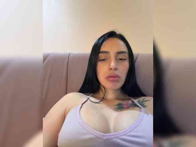AprilRosse webcam