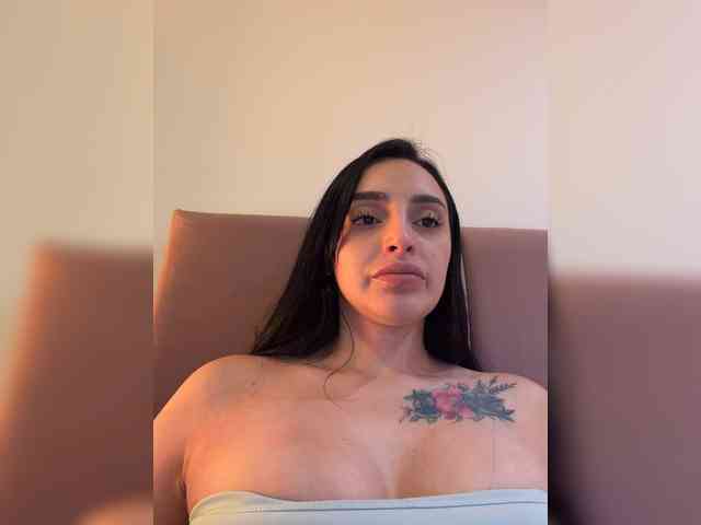AprilRosse webcam