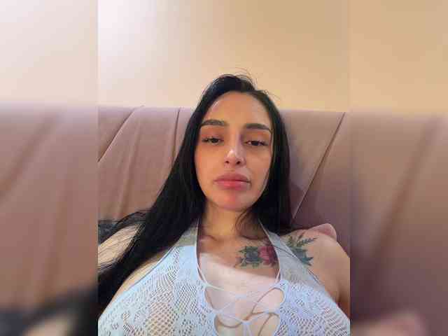 AprilRosse webcam