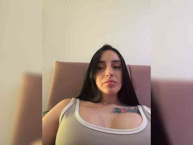 AprilRosse webcam