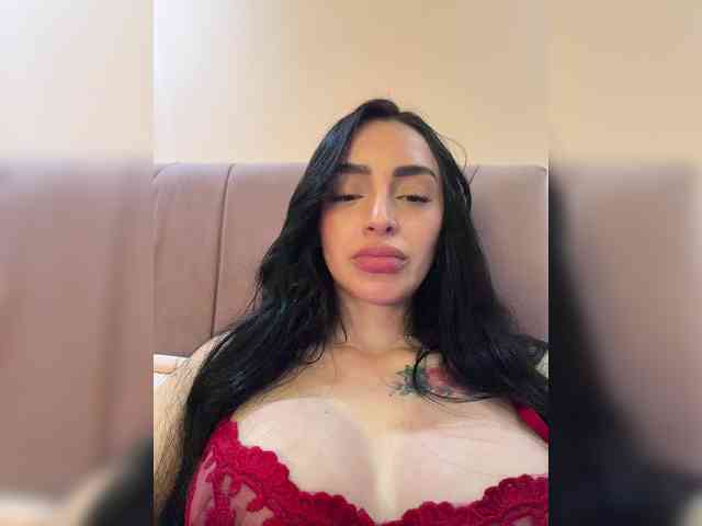 Modelo: AprilRosse