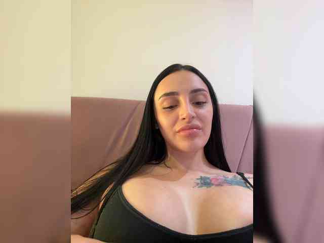 AprilRosse webcam