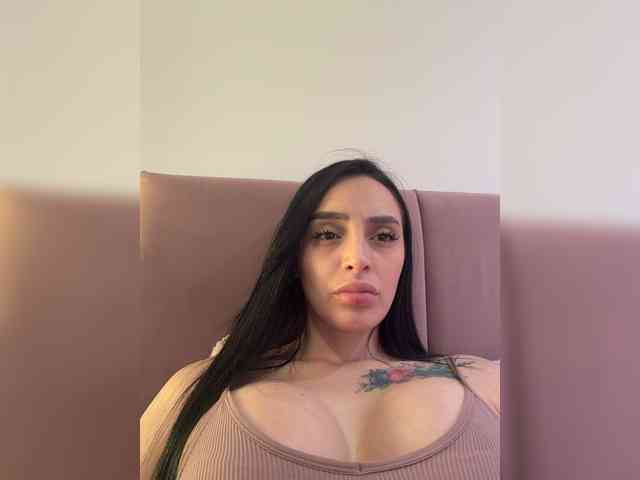 AprilRosse webcam