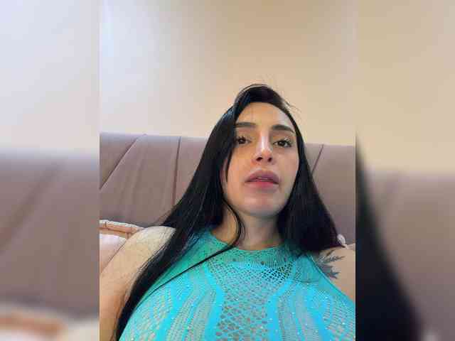 AprilRosse webcam