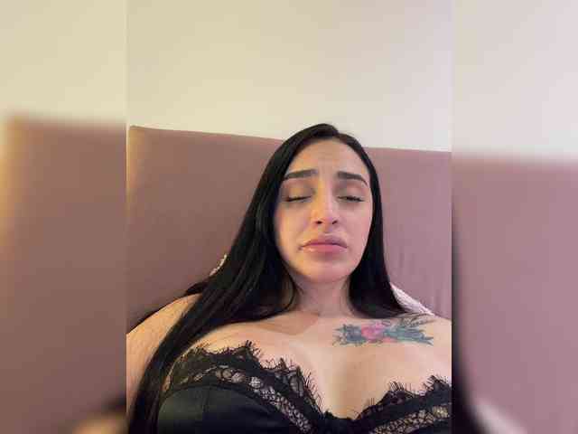 AprilRosse webcam