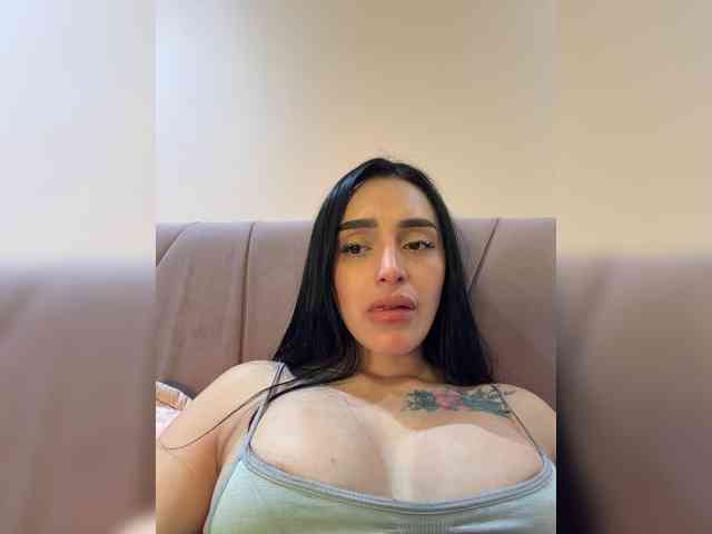 AprilRosse webcam