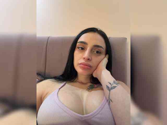 AprilRosse webcam