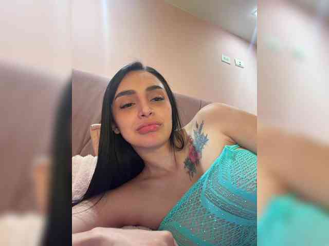 AprilRosse webcam
