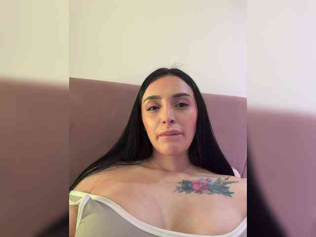 AprilRosse webcam