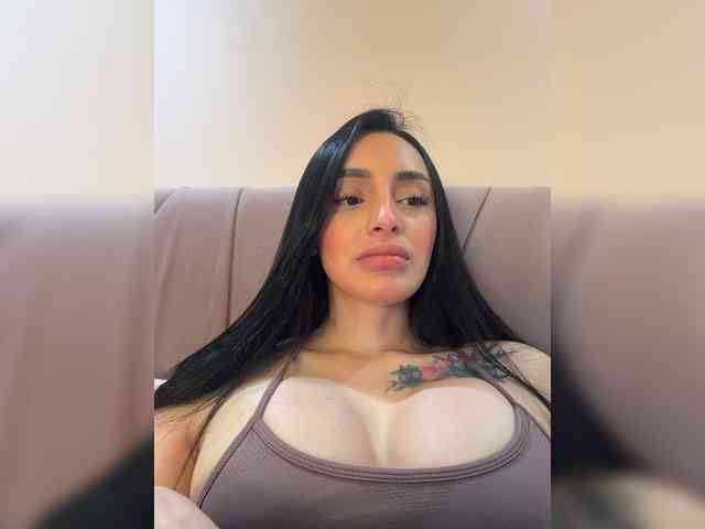 AprilRosse webcam